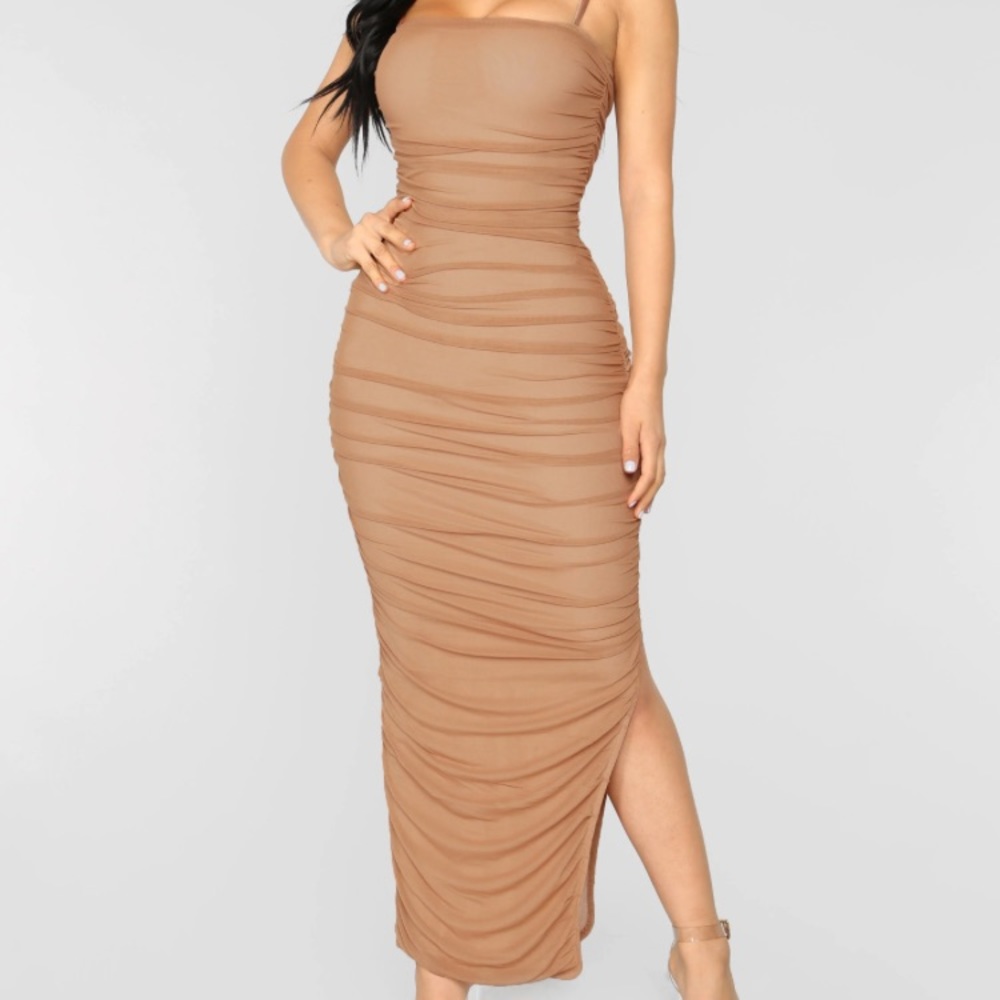🐙 3/$50 Fashion Nova Feeling My Mesh Dress Ruched Size Small